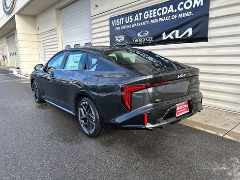 New 2025 Kia K4 GT-Line image 6