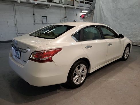 Used 2013 Nissan Altima 2.5 SV w/ 2.5SV Convenience Pkg FWD image 7
