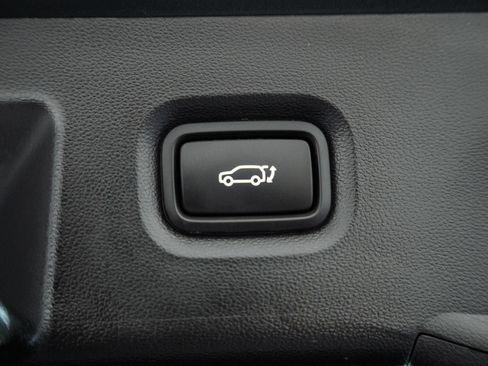 Used 2024 Hyundai Ioniq 5 SEL AWD/4WD image 10