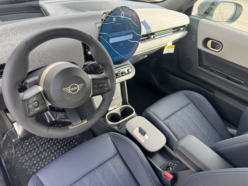 New 2026 MINI Cooper 2-Door Hardtop FWD image 17