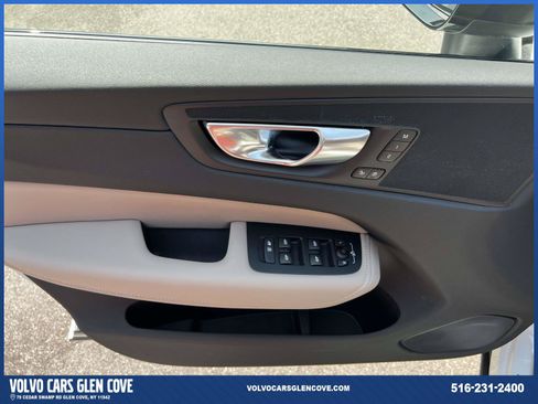 Used 2026 Volvo XC60 B5 Plus w/ Protection Package Premier AWD/4WD image 15