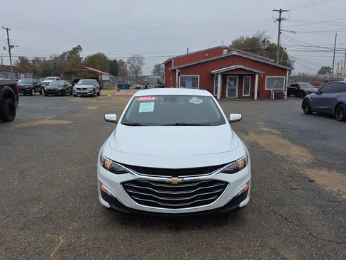 Used 2022 Chevrolet Malibu LS w/ Driver Confidence Package II FWD image 2