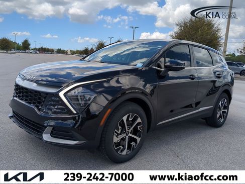 New 2025 Kia Sportage EX image 9