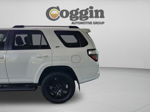 Certified 2023 Toyota 4Runner SR5 Premium image 28