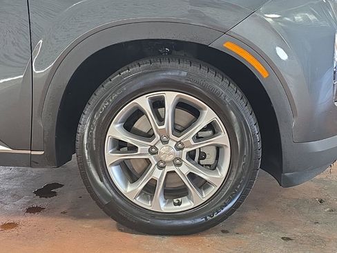 Used 2022 Hyundai Palisade SE FWD image 7