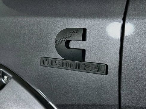 Used 2017 RAM 2500 Laramie w/ Sport Appearance Group AWD/4WD image 28