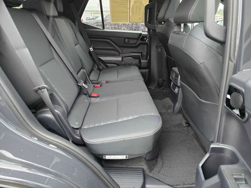 Certified 2025 Toyota 4Runner TRD Off-Road Premium image 14