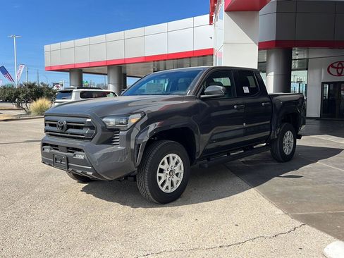 New 2025 Toyota Tacoma SR5 image 3