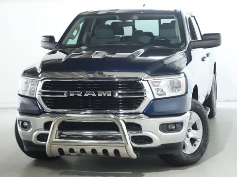 Used 2019 RAM 1500 Big Horn AWD/4WD image 3