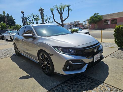Used 2021 Honda Civic Sport image 3