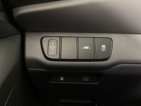 Certified 2022 Hyundai Ioniq Blue FWD image 30