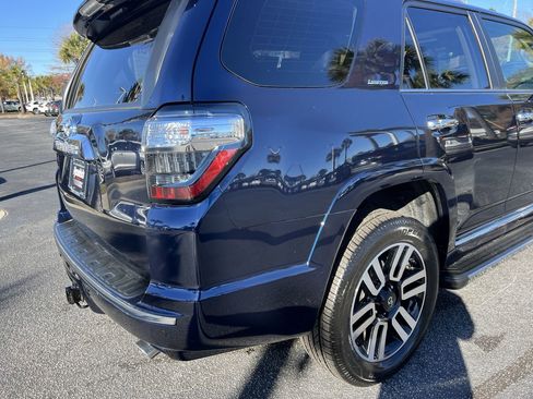 Used 2022 Toyota 4Runner Limited image 10