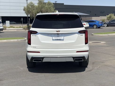 Used 2021 Cadillac XT6 Premium Luxury w/ Platinum Package AWD/4WD image 6