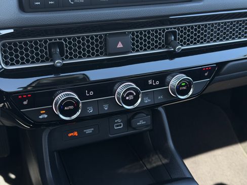 Used 2023 Honda Civic EX image 25