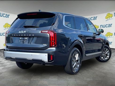 Used 2024 Kia Telluride LX AWD/4WD image 6