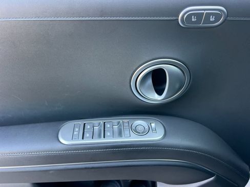 Certified 2026 Hyundai Palisade SEL Premium FWD image 13