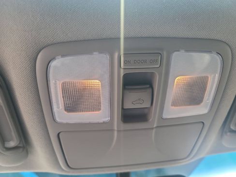 Used 2013 Hyundai Tucson Limited w/ Premium Pkg FWD image 22