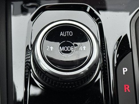 New 2026 GMC Canyon Elevation w/ Convenience Package image 21