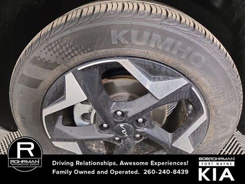 Certified 2025 Kia Seltos S image 12