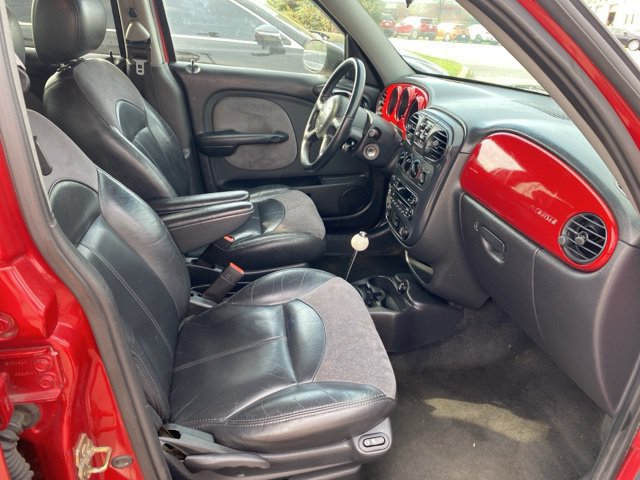 Used 2003 Chrysler PT Cruiser Limited FWD image 25