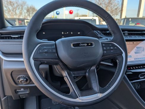 New 2026 Jeep Grand Cherokee Limited w/ Limited Altitude Package RWD image 22