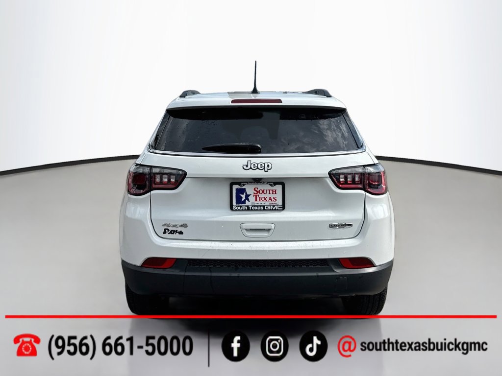 Used 2022 Jeep Compass Latitude AWD/4WD image 7