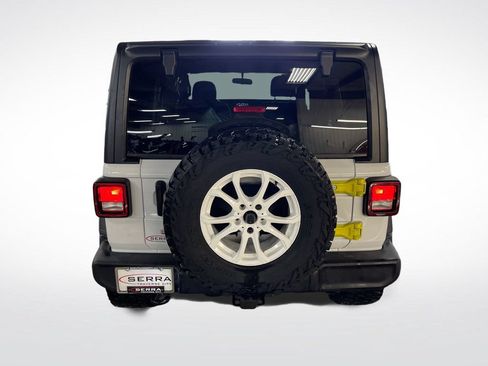 Used 2020 Jeep Wrangler Unlimited Sport AWD/4WD image 4