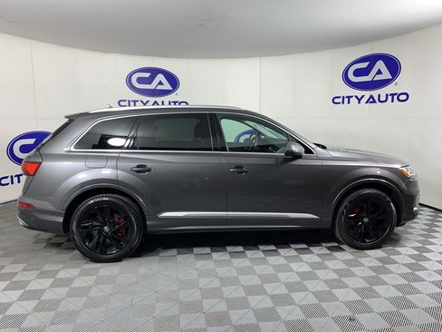 Used 2020 Audi Q7 3.0T Premium Plus w/ Premium Plus Package AWD/4WD image 2
