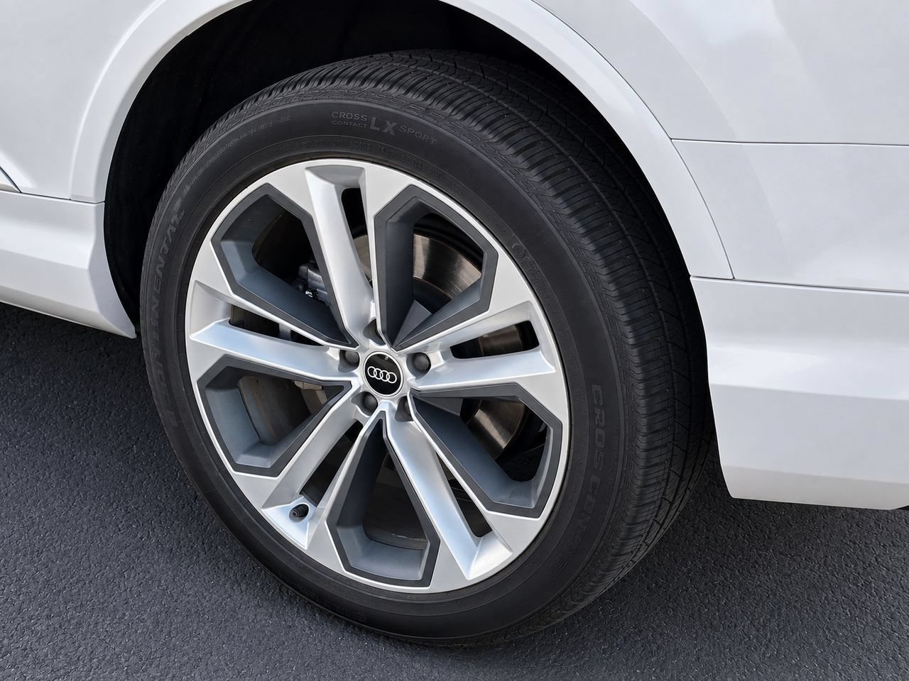Used 2021 Audi Q7 3.0T Premium Plus AWD/4WD image 11
