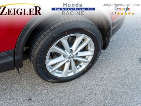 Used 2018 Nissan Rogue Sport SV image 13