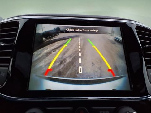 Used 2020 Jeep Grand Cherokee Limited image 21