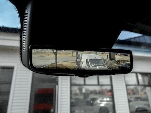 Used 2025 Mercedes-Benz Sprinter 2500 image 19