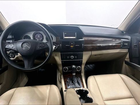 Used 2011 Mercedes-Benz GLK 350 2WD image 17