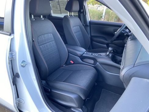 Used 2024 Honda HR-V Sport image 21