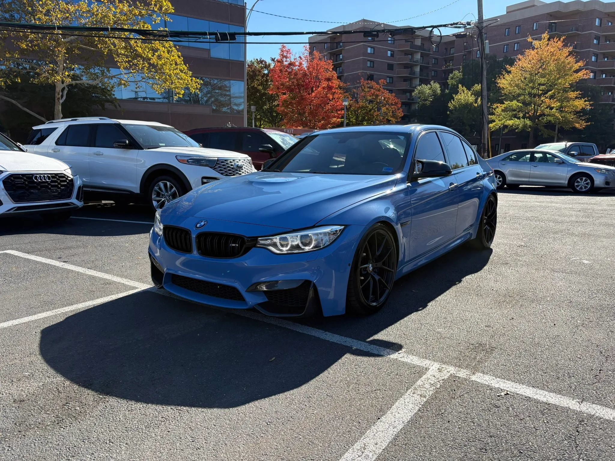Used 2017 BMW M3 RWD image 4