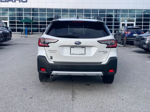 Used 2024 Subaru Outback Limited XT AWD/4WD image 5