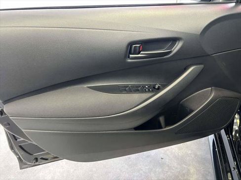 Certified 2025 Toyota Corolla LE FWD image 16
