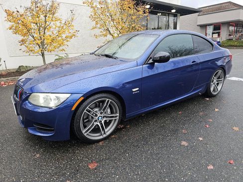 Used 2012 BMW 335is Coupe image 2
