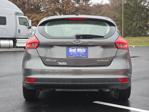 Used 2017 Ford Focus Titanium image 11