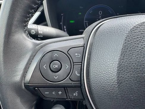 Used 2024 Toyota Corolla XLE FWD image 19