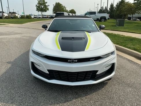 Used 2023 Chevrolet Camaro SS RWD image 9