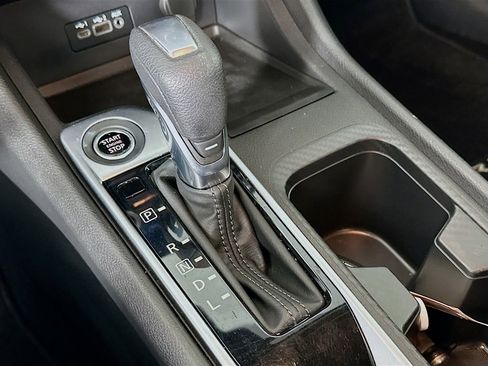 Used 2022 Nissan Sentra SV image 21