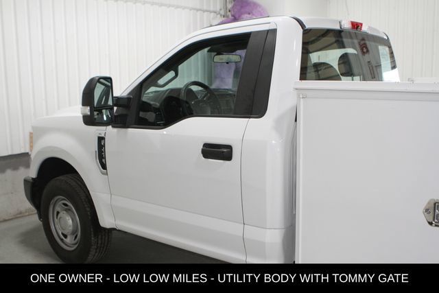Used 2017 Ford F250 XL w/ Power Equipment Group RWD image 25