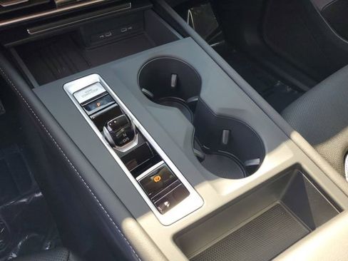 New 2026 Volkswagen Atlas SE FWD image 26