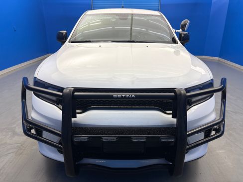 Used 2023 Dodge Durango AWD image 3