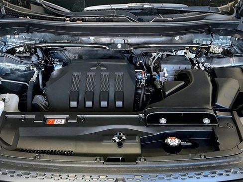 New 2026 Mitsubishi Eclipse Cross Black Edition image 11