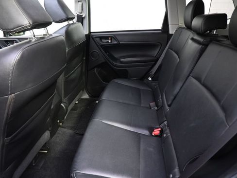 Used 2014 Subaru Forester 2.5i Touring w/ Popular Package #2 AWD/4WD image 18