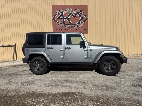 Used 2015 Jeep Wrangler Unlimited Sport image 8