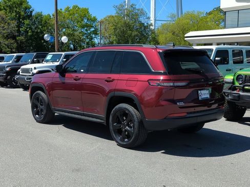 New 2026 Jeep Grand Cherokee Limited w/ Limited Altitude Package AWD/4WD image 7