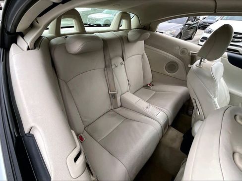 Used 2010 Lexus IS 250C image 17